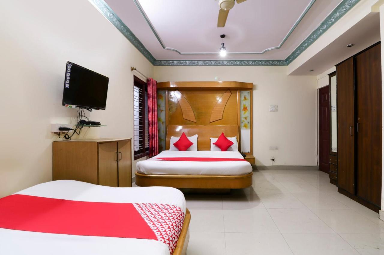 Oyo 71675 New Aishwarya Comforts Hotel Bangalore Exterior photo