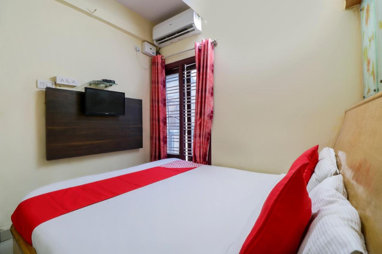 Oyo 71675 New Aishwarya Comforts Hotel Bangalore Exterior photo