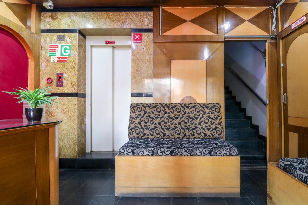 Oyo 71675 New Aishwarya Comforts Hotel Bangalore Exterior photo